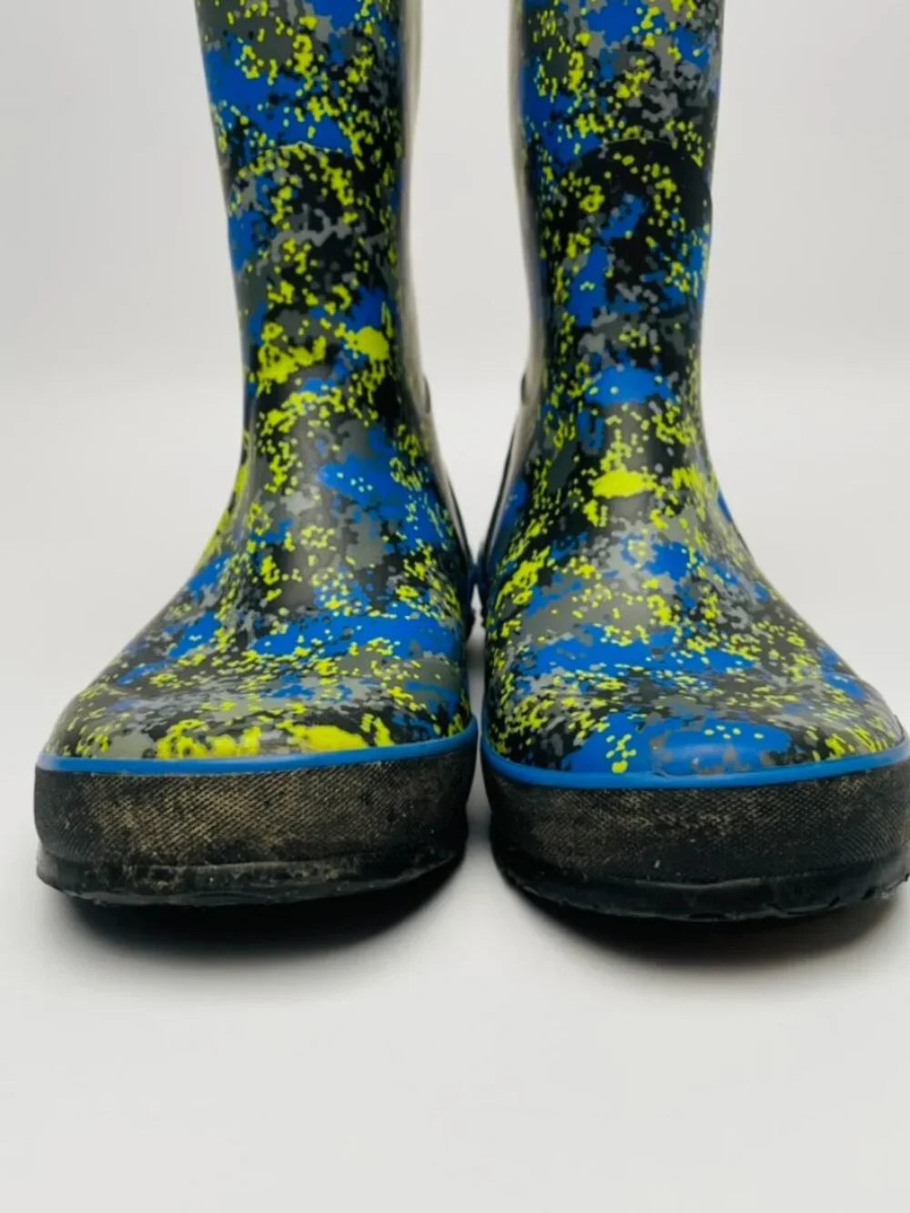 BOGS Classic Kids Rain Boot – Blue/Yellow Micro Camo (Youth Size 4 / EU 37)
